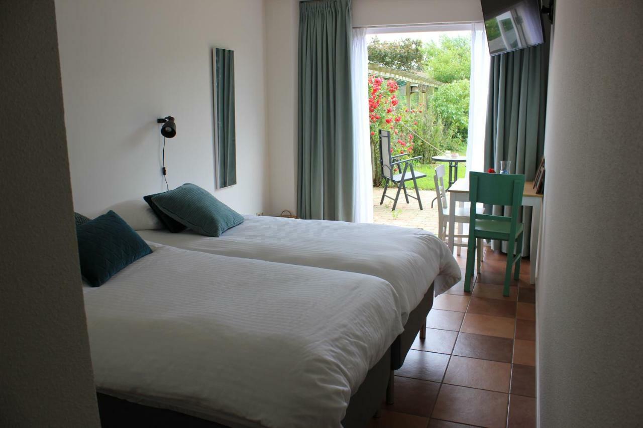 Bluesheep-Texel Bed & Breakfast De Koog  Exterior photo